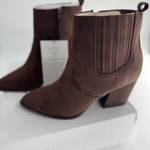 The Drop Women's Sia Pointed-Toe Western Ankle Boot Brown suede ankle boots